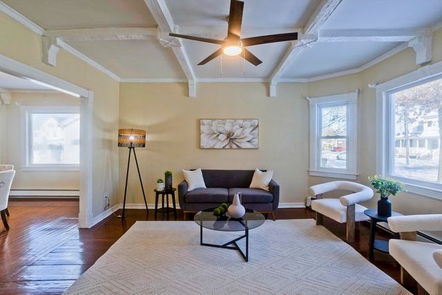 30 Parkwood St, Springfield, MA 01108