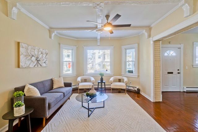 30 Parkwood St, Springfield, MA 01108