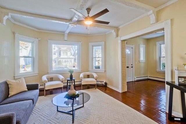 30 Parkwood St, Springfield, MA 01108