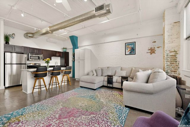 1401 S Flores St Apt 109, San Antonio, TX 78204