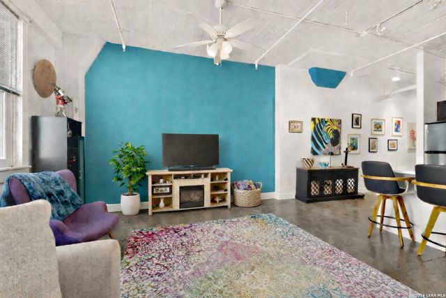 1401 S Flores St Apt 109, San Antonio, TX 78204