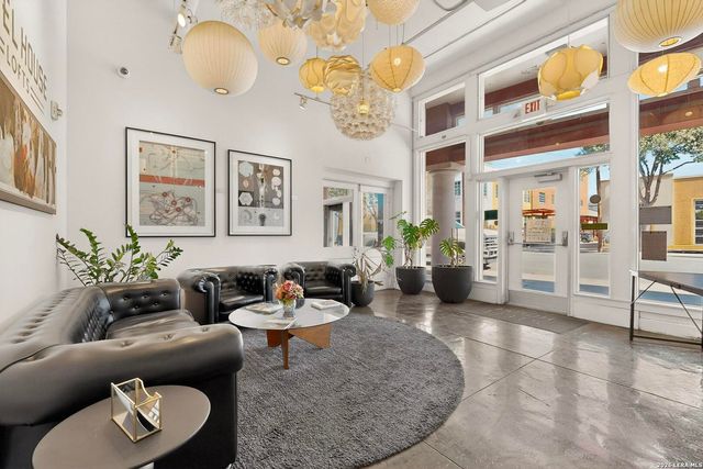 1401 S Flores St Apt 109, San Antonio, TX 78204