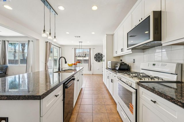 4778 Hawkins St, Antioch, CA 94531