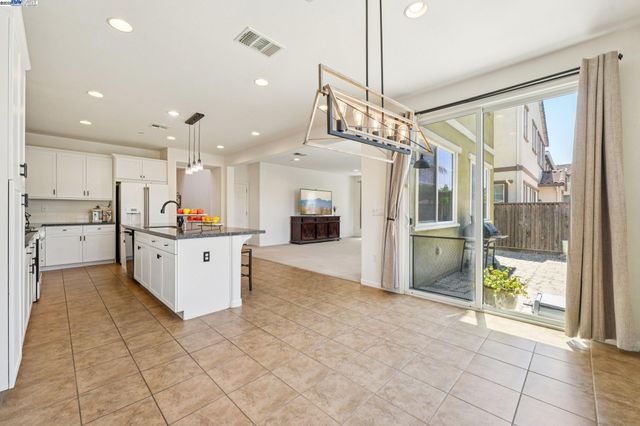 4778 Hawkins St, Antioch, CA 94531