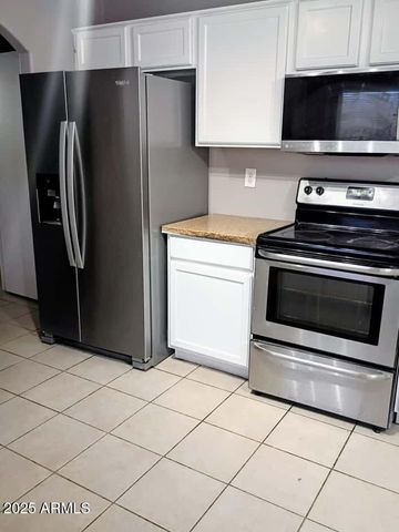 16538 W CENTRAL Street W, Surprise, AZ 85388