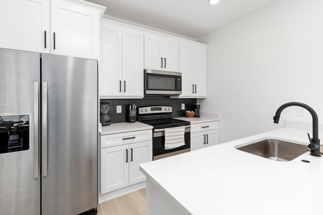 725 Hornbuckle Rd Unit C3, Clarksville, TN 37043