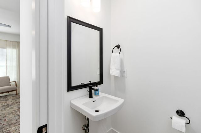 725 Hornbuckle Rd Unit C3, Clarksville, TN 37043