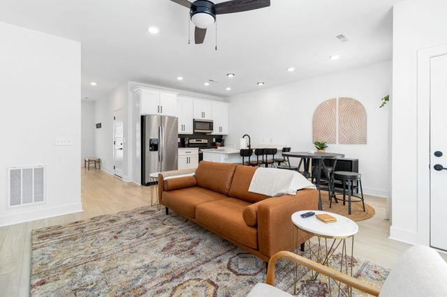 725 Hornbuckle Rd Unit C3, Clarksville, TN 37043