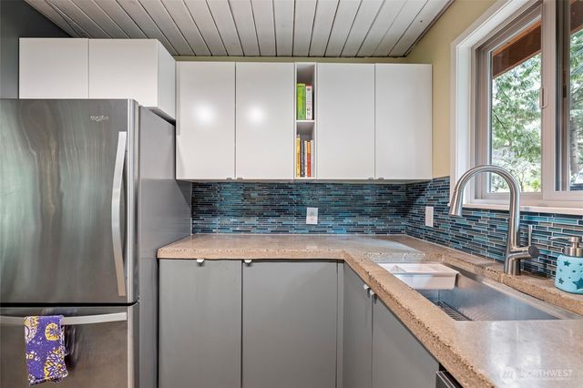 329 Sudden Valley Drive, Bellingham, WA 98229