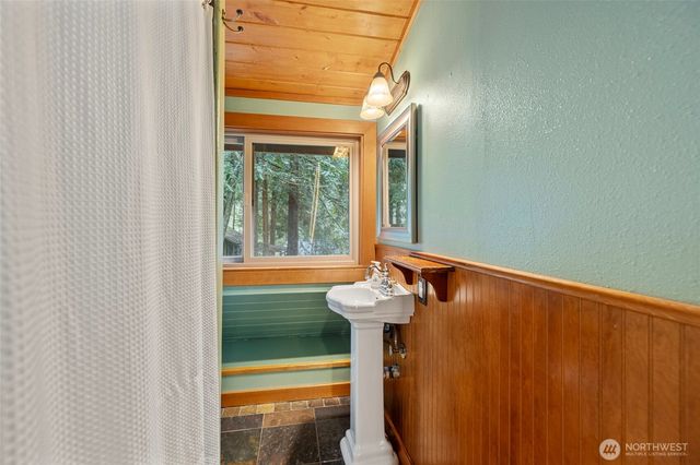 329 Sudden Valley Drive, Bellingham, WA 98229