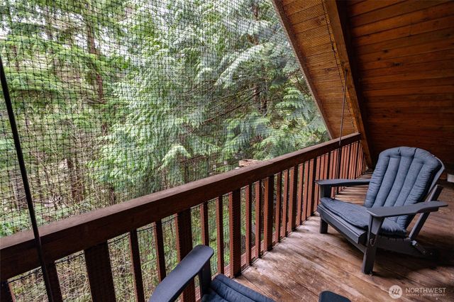 329 Sudden Valley Drive, Bellingham, WA 98229