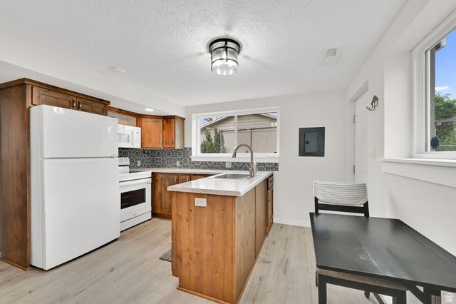 3207 N MOUNT LOMOND DR., North Ogden, UT 84414