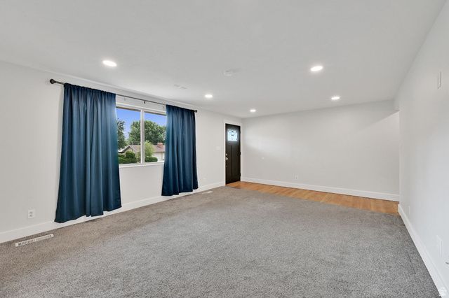 3207 N MOUNT LOMOND DR., North Ogden, UT 84414