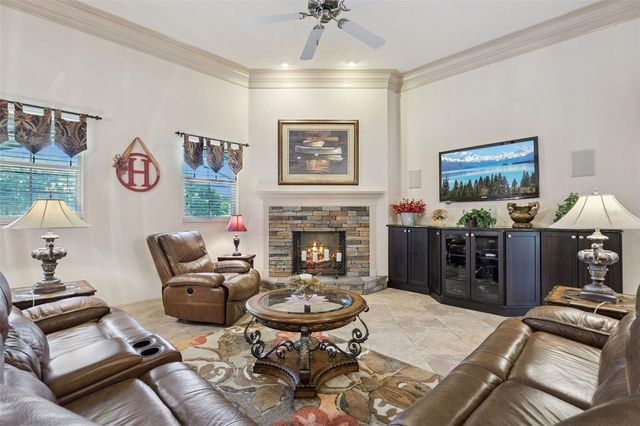 2075 MUSTANG COURT, St Cloud, FL 34771