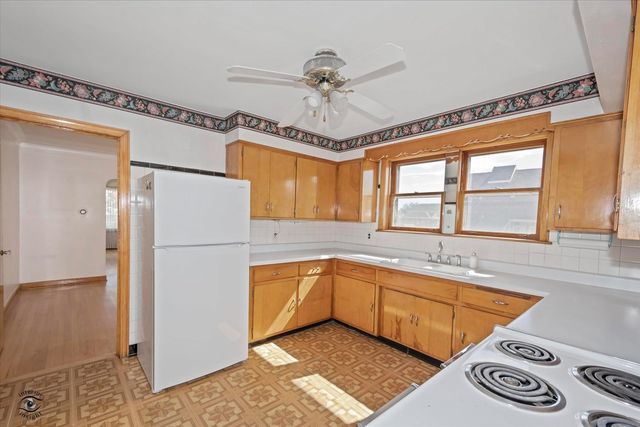 5540 S Merrimac Avenue, Chicago, IL 60638