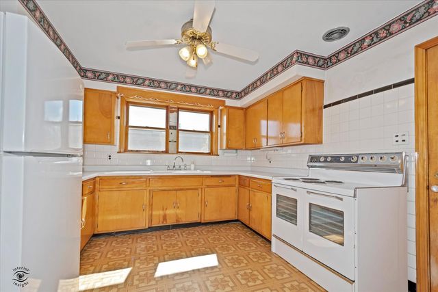 5540 S Merrimac Avenue, Chicago, IL 60638