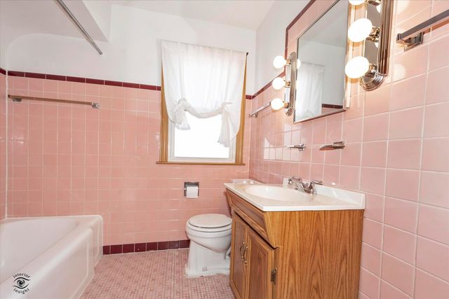 5540 S Merrimac Avenue, Chicago, IL 60638