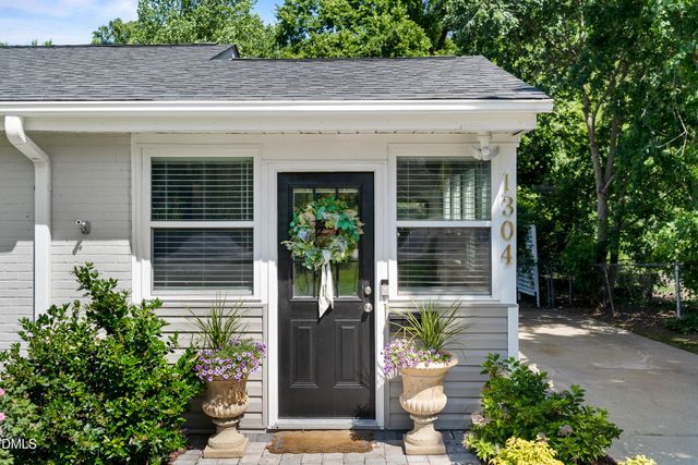 1304 Marlborough Road, Raleigh, NC 27610