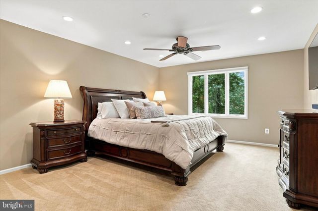 33 SUGAR MAPLE LN, Lafayette Hill, PA 19444