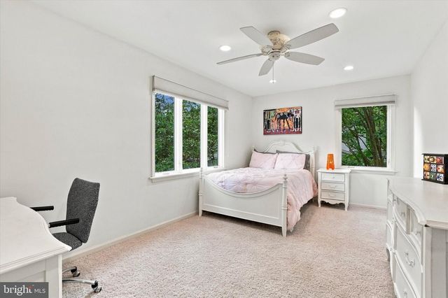 33 SUGAR MAPLE LN, Lafayette Hill, PA 19444