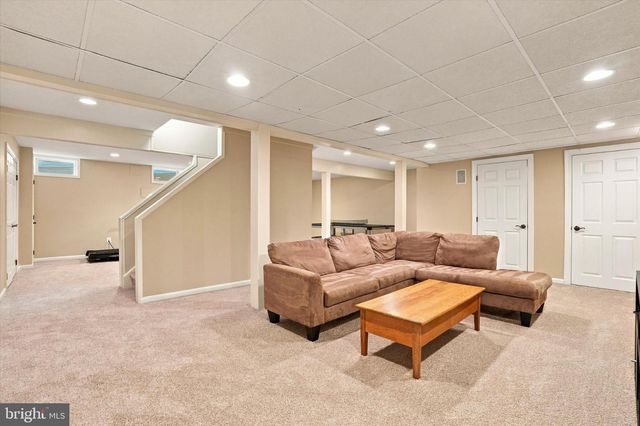 33 SUGAR MAPLE LN, Lafayette Hill, PA 19444