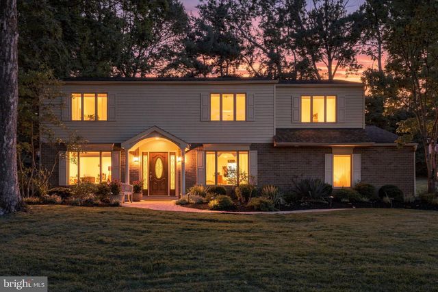 33 SUGAR MAPLE LN, Lafayette Hill, PA 19444