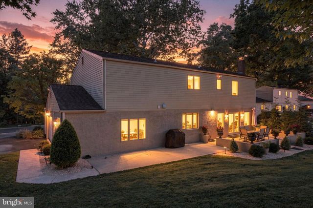 33 SUGAR MAPLE LN, Lafayette Hill, PA 19444