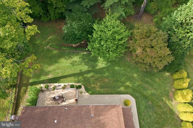 33 SUGAR MAPLE LN, Lafayette Hill, PA 19444