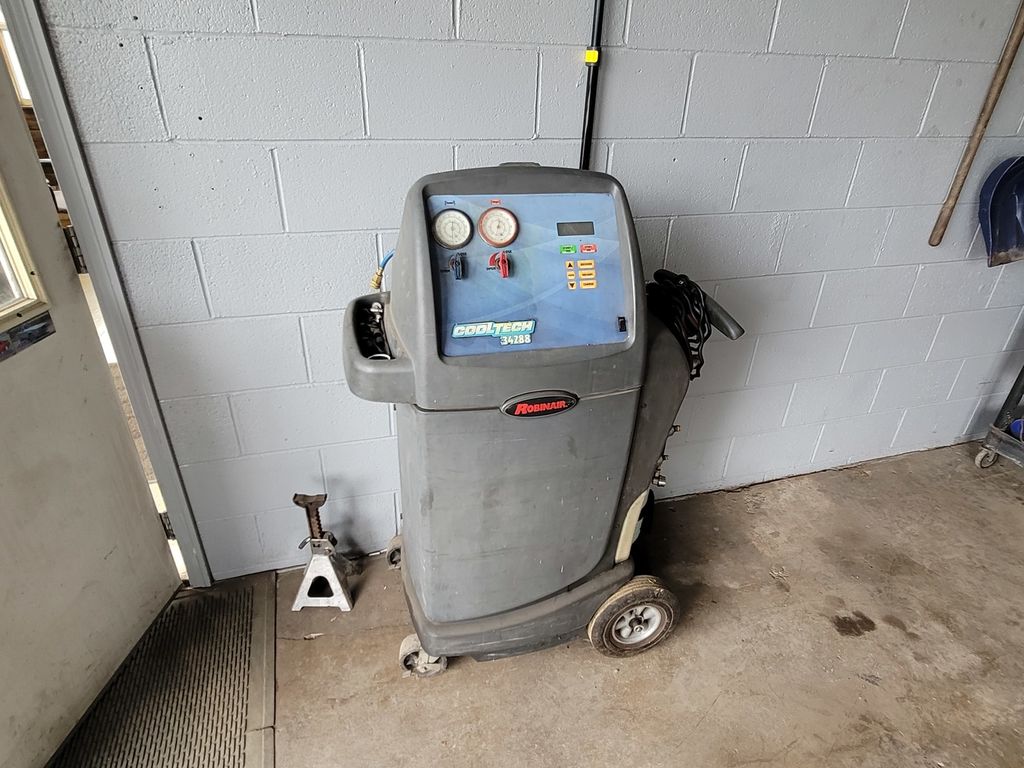 Image 19 of property listing at 303 E Poplar Street, Odin, IL 62870