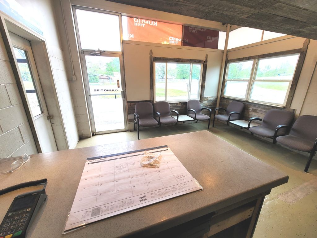 Image 41 of property listing at 303 E Poplar Street, Odin, IL 62870