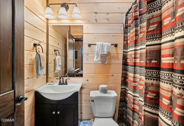 561 Sugar Loaf Road, Seymour, TN 37865