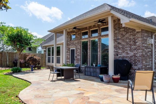 2807 Spencer Court, Pearland, TX 77089