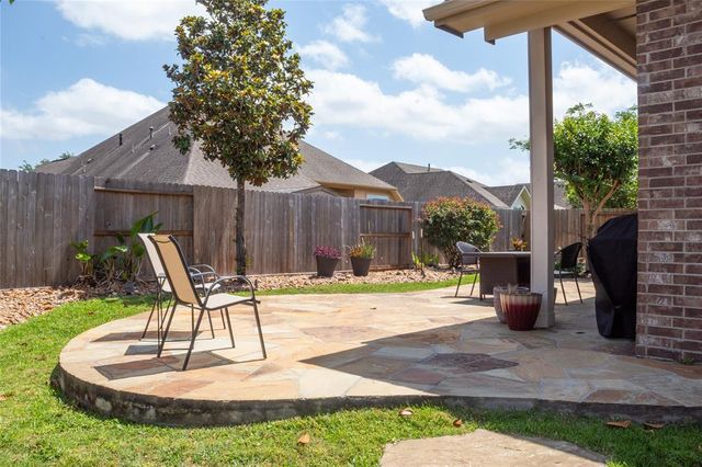 2807 Spencer Court, Pearland, TX 77089