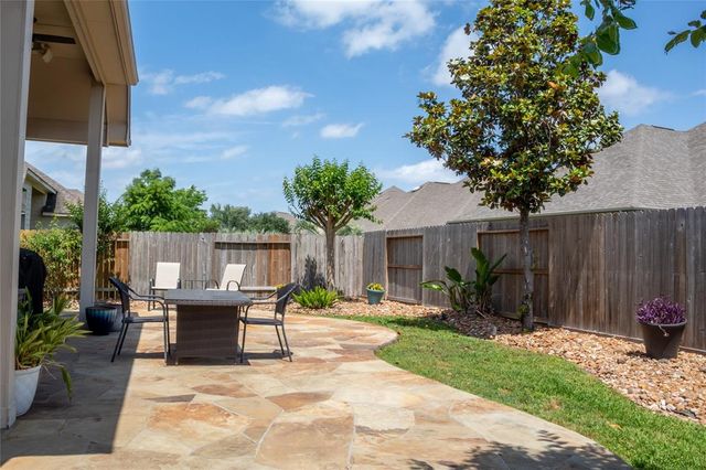 2807 Spencer Court, Pearland, TX 77089