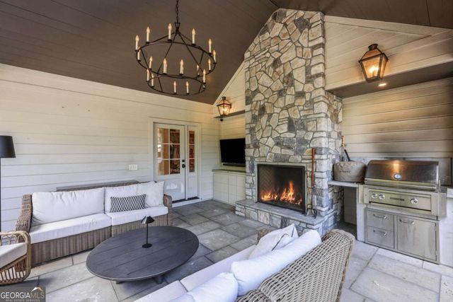 938 Cherokee Road, Gainesville, GA 30501