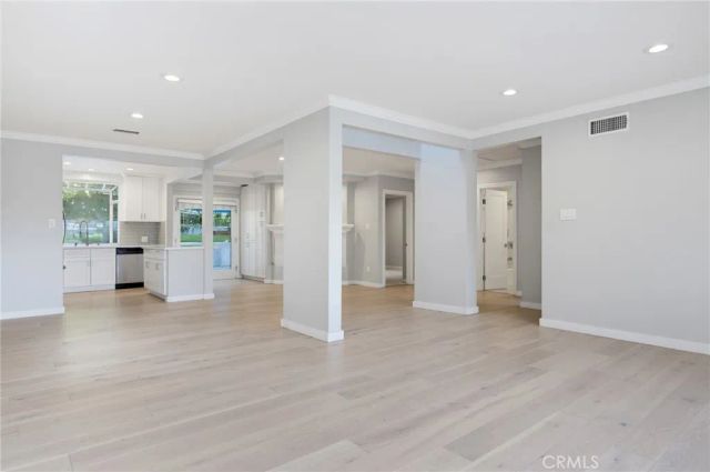 11423 Sunshine Terrace, Studio City, CA 91604