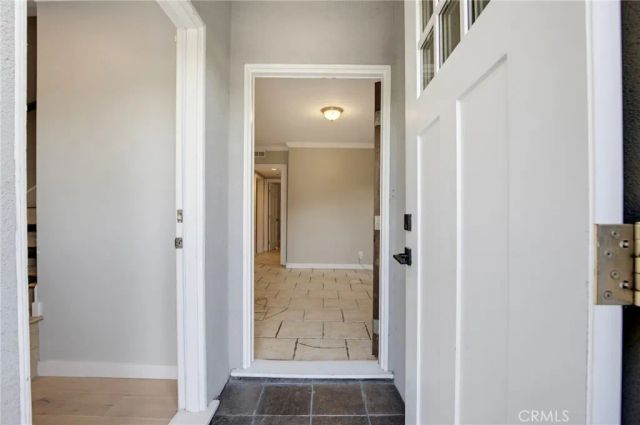 11423 Sunshine Terrace, Studio City, CA 91604