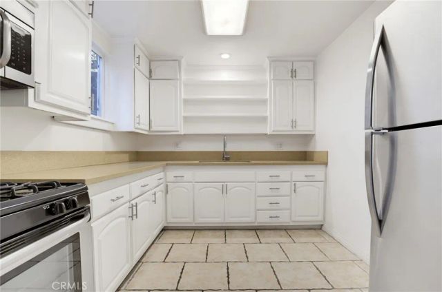 11423 Sunshine Terrace, Studio City, CA 91604