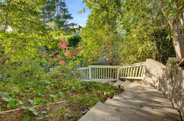 11423 Sunshine Terrace, Studio City, CA 91604