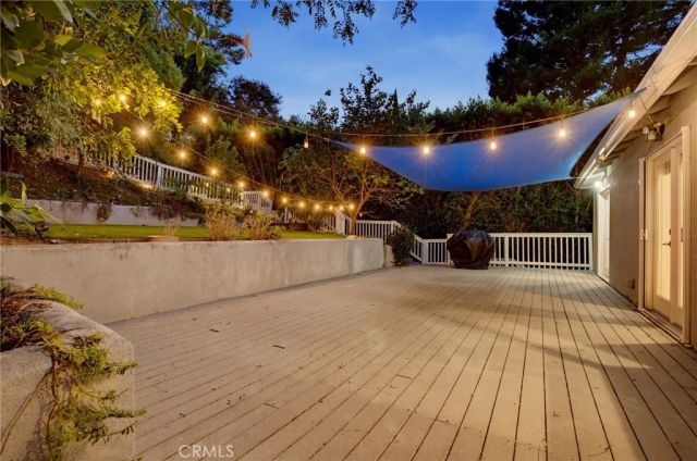 11423 Sunshine Terrace, Studio City, CA 91604