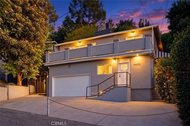 11423 Sunshine Terrace, Studio City, CA 91604