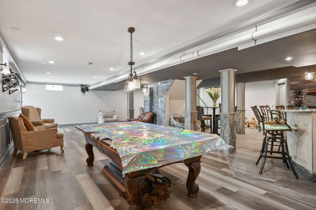 16 Stream Bank Drive, Freehold, NJ 07728