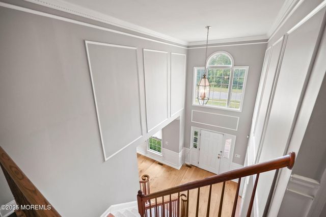 16 Stream Bank Drive, Freehold, NJ 07728