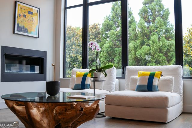 908 Lenox Boulevard NE, Atlanta, GA 30324