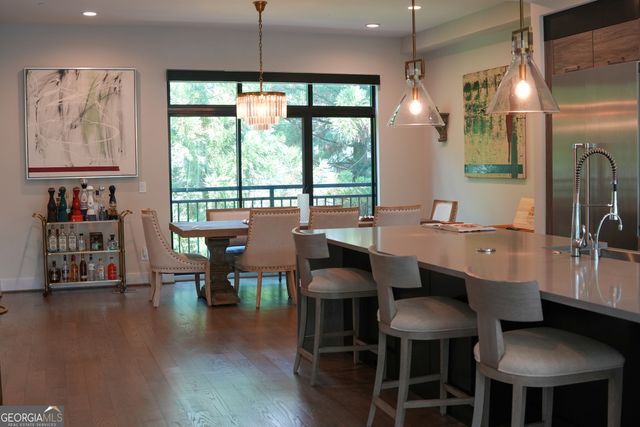 908 Lenox Boulevard NE, Atlanta, GA 30324
