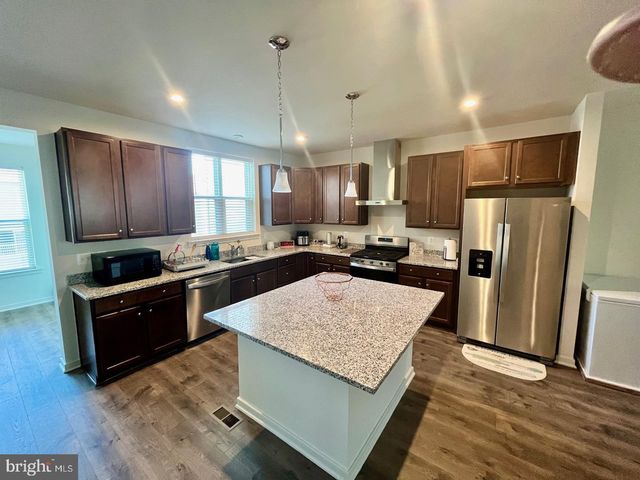 608 CHERRYVIEW DR, Fredericksburg, VA 22405