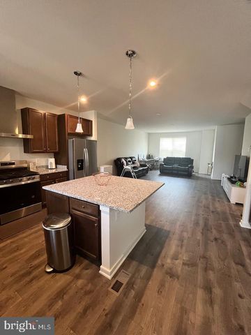 608 CHERRYVIEW DR, Fredericksburg, VA 22405