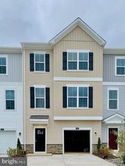 608 CHERRYVIEW DR, Fredericksburg, VA 22405