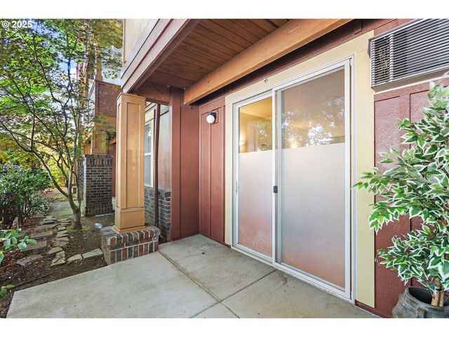 400 Ne 100TH Ave 107, Portland, OR 97220