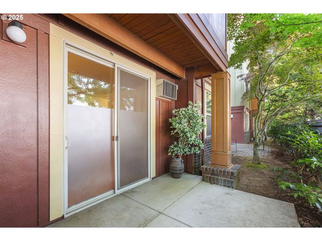 400 Ne 100TH Ave 107, Portland, OR 97220